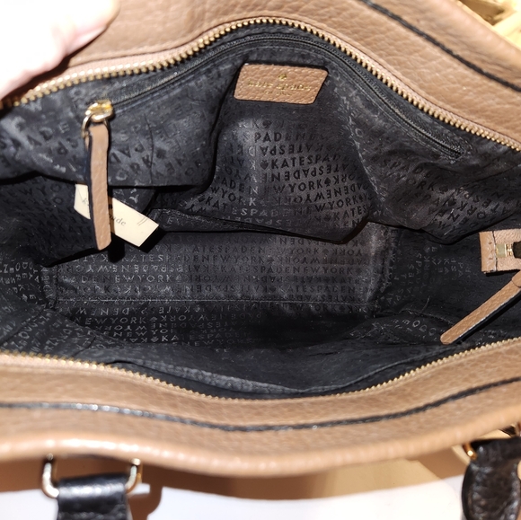 Kate Spade Bay Street Camryn Leather Crossbody/ Satchel Bag EUC - Picture 7 of 11